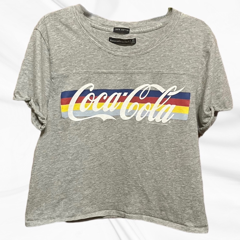 🌈GUC🌈Abercrombie & Fitch Gray Cropped Coca Cola T-shirt.